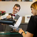 Hotel Western Lakmi 3*