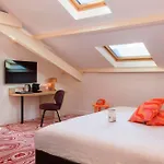 Western Lakmi Отель Ницца