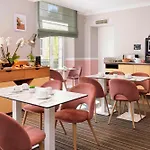 Western Lakmi Hotel 3*