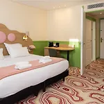 Western Lakmi Hotel 3*