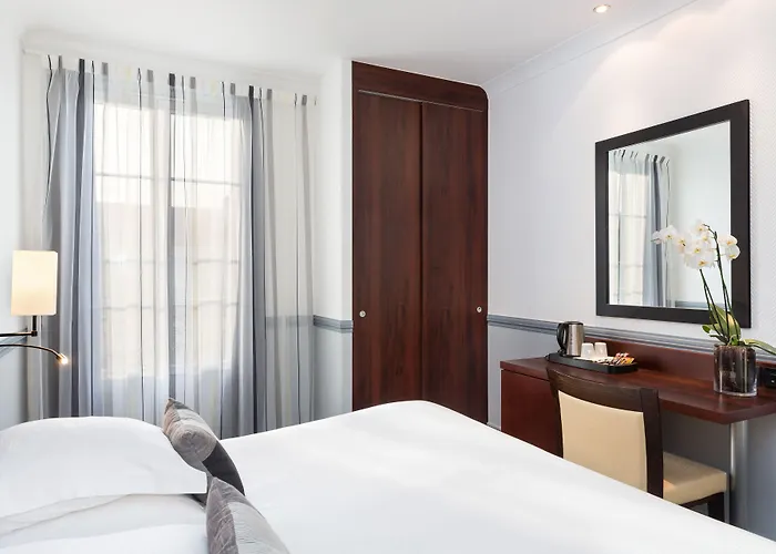 Western Lakmi Szálloda 3*